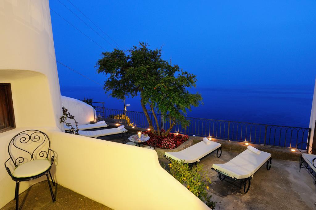 La Casa Del Melograno Villa Furore Bagian luar foto