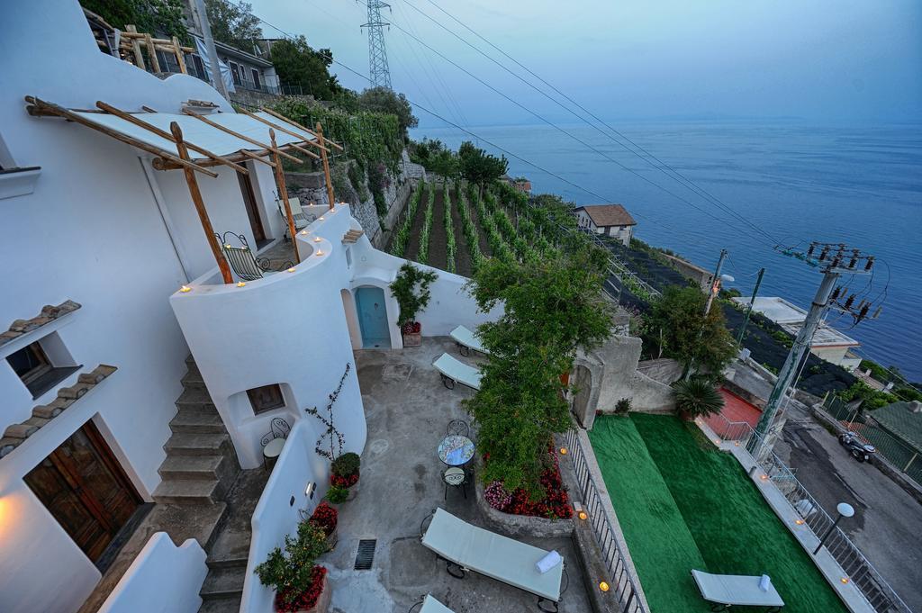 La Casa Del Melograno Villa Furore Bagian luar foto