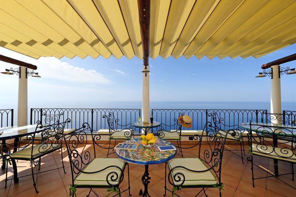 La Casa Del Melograno Villa Furore Bagian luar foto
